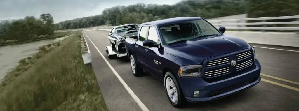 Ram 1500 towing car