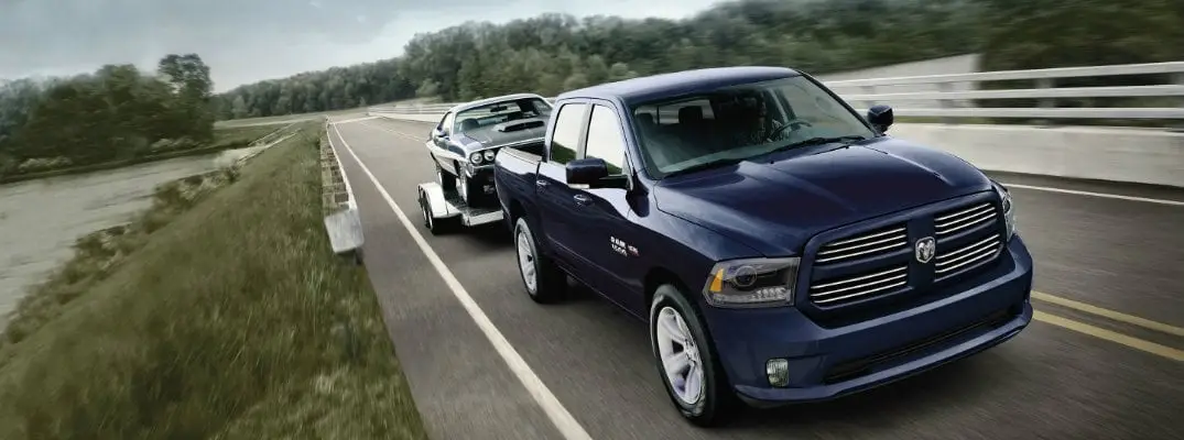 Ram 1500 towing car