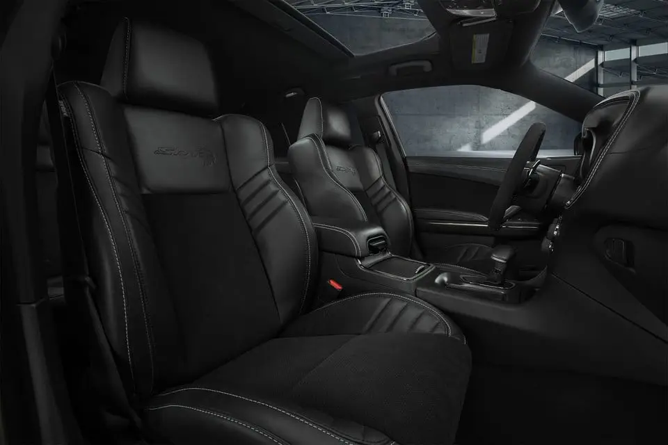Dodge-Charger-Cabin