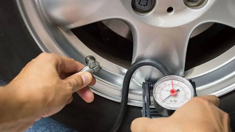 How Much Air Should I Put in My Tires