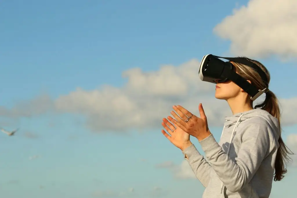 augmented reality benefits for car dealership